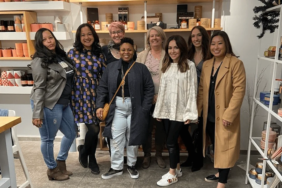 img-meet-our-team-e